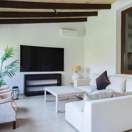 Molinar Villa *